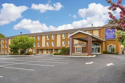 Photo 2 - Sleep Inn & Suites Niantic North