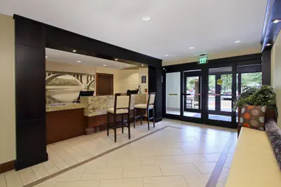 Photo 3 - Staybridge Suites Tysons - McLean by IHG