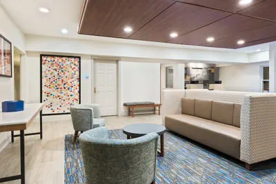 Photo 4 - Holiday Inn Express & Suites Columbus Airport East by IHG