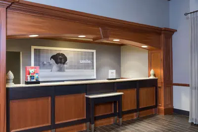 Photo 5 - Hampton Inn & Suites East Lansing/Okemos