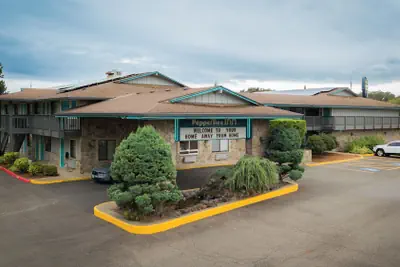 Photo 2 - PepperTree Inn