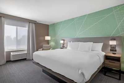 Photo 2 - Comfort Inn & Suites Rochester South Mayo Clinic