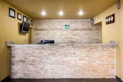 Photo 3 - Quality Inn Stateline