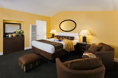 Photo 5 - Monterey Peninsula Inn