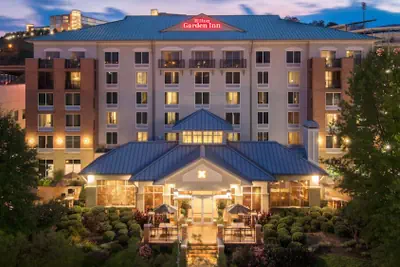 Photo 2 - Hilton Garden Inn Chattanooga Downtown