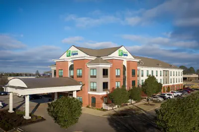 Photo 2 - Holiday Inn Express & Suites Olive Branch by IHG