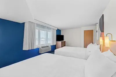 Photo 4 - Spark by Hilton Cedar Falls