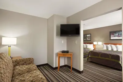 Photo 4 - Super 8 by Wyndham Bozeman