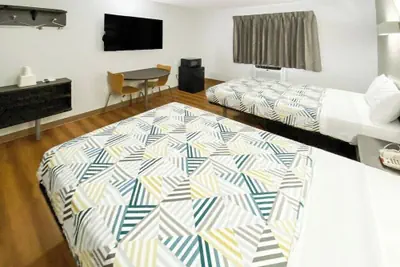 Photo 4 - The Reserve Inn