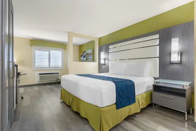 Photo 2 - Best Western Antelope Inn & Suites