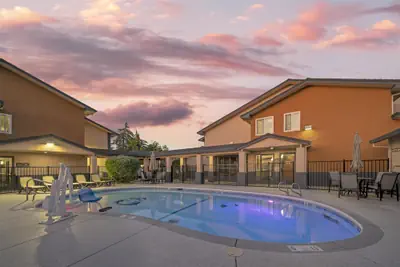 Photo 2 - Best Western Antelope Inn & Suites