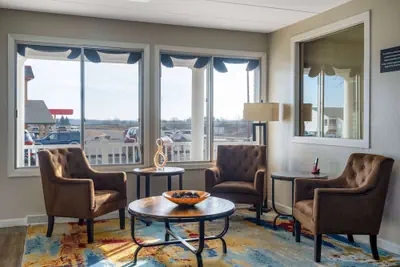 Photo 4 - Super 8 by Wyndham Owatonna