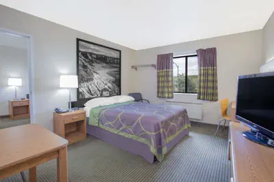 Photo 5 - Super 8 by Wyndham Havre