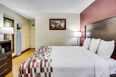 Photo 5 - Red Roof Inn Franklin, KY