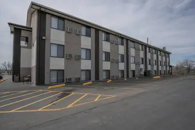 Photo 2 - Super 8 by Wyndham Miles City