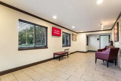 Photo 4 - Red Roof Inn Dry Ridge