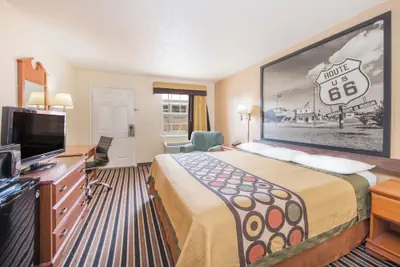 Photo 4 - Economy Suites - Fairgrounds