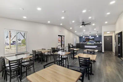Photo 2 - SureStay Hotel by Best Western Twin Falls