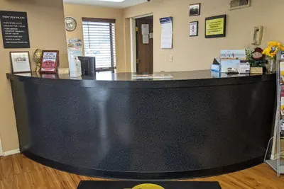 Photo 3 - Super 8 by Wyndham Shelbyville