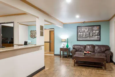 Photo 4 - Super 8 by Wyndham Tucumcari