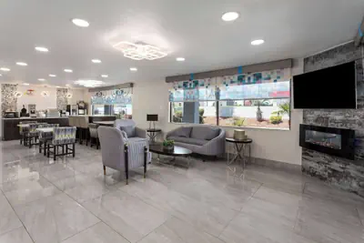 Photo 5 - Super 8 by Wyndham Prattville Montgomery