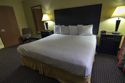 Photo 5 - Best Western Lakewinds