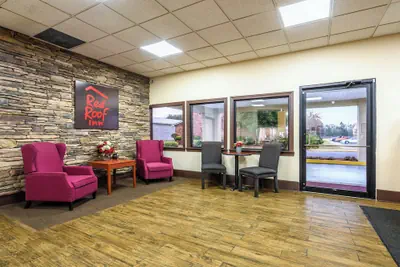 Photo 3 - Red Roof Inn Sylacauga