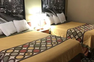 Photo 5 - Super 8 by Wyndham Ashburn