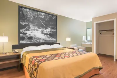 Photo 5 - Super 8 by Wyndham Bryant Little Rock Area