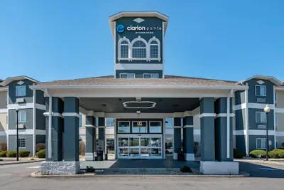 Photo 2 - Clarion Pointe Indianapolis Airport