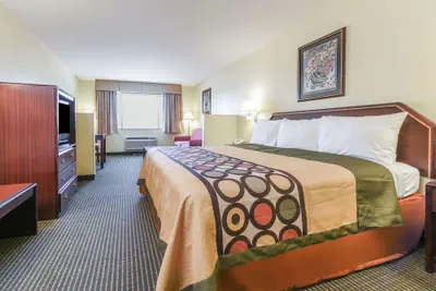 Photo 4 - Super 8 by Wyndham Burleson Fort Worth Area