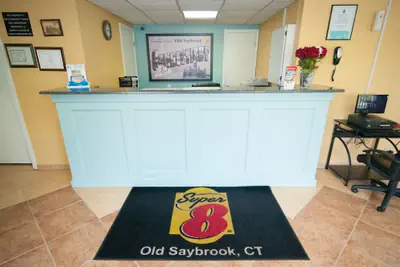 Photo 4 - Super 8 by Wyndham Old Saybrook
