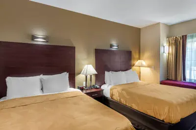 Photo 4 - Quality Inn Overland Park Kansas City