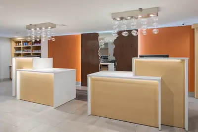 Photo 3 - La Quinta Inn & Suites by Wyndham Perry