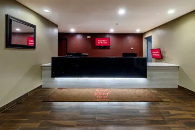 Photo 4 - Red Roof Inn Osage Beach - Lake of the Ozarks