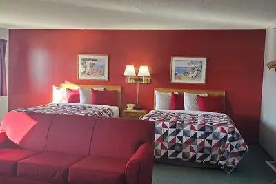 Photo 2 - St Paul Inn