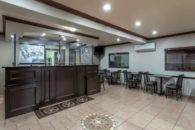 Photo 5 - Super 8 by Wyndham Amarillo Central TX