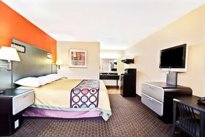 Photo 5 - Super 8 by Wyndham Kissimmee/Maingate/Orlando Area