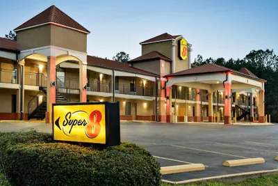 Photo 2 - Super 8 by Wyndham Pearl/Jackson/East