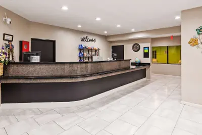 Photo 3 - SureStay Hotel by Best Western Orange