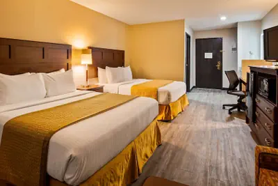 Photo 5 - SureStay Hotel by Best Western Orange