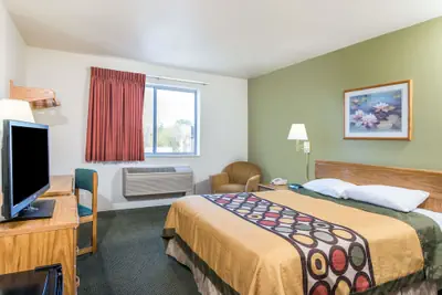 Photo 5 - Super 8 by Wyndham West Middlesex/Sharon Area