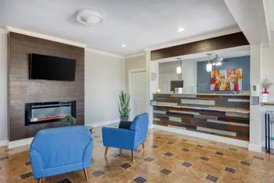 Photo 3 - SureStay Hotel by Best Western Terrell