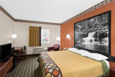Photo 3 - Super 8 by Wyndham Athens