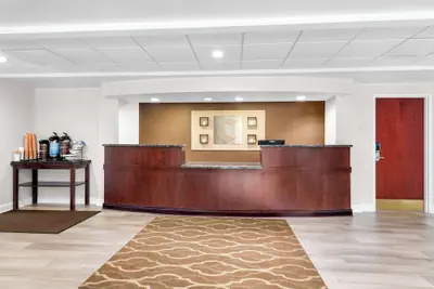 Photo 3 - Comfort Inn Harriman