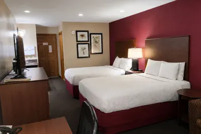 Photo 5 - Coratel Inn & Suites by Jasper Black River Falls