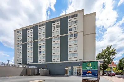 Photo 2 - Quality Inn & Suites Charleston - Civic Center