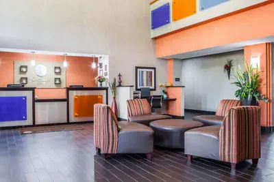 Photo 5 - Comfort Inn Lees Summit @ Hwy 50 & Hwy 291