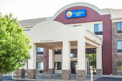 Photo 2 - Comfort Inn Lees Summit @ Hwy 50 & Hwy 291