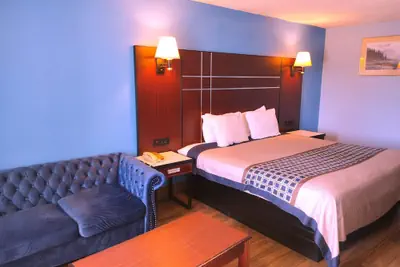 Photo 3 - Rodeway Inn Richland - Jackson South